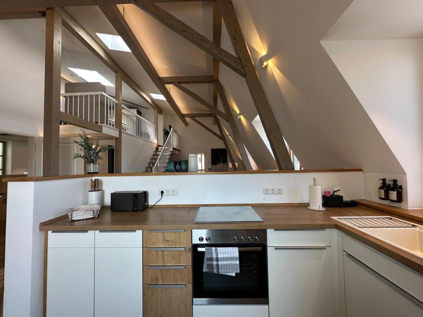Truly - Viel Platz Fuer Business & Familie - Modern, Garage, Fahrstuhl Appartement Augsburg Buitenkant foto